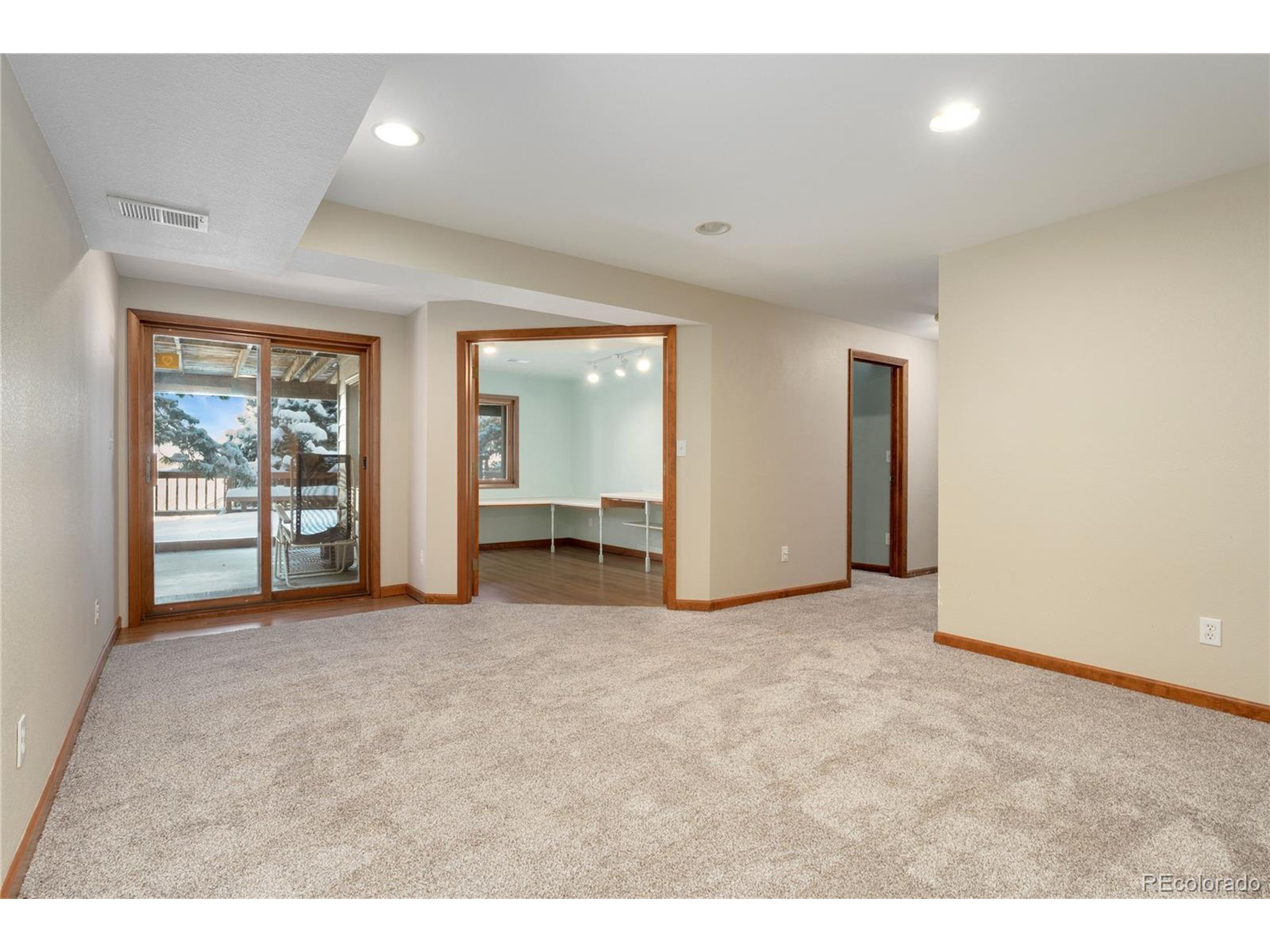 15975 W Ellsworth Pl