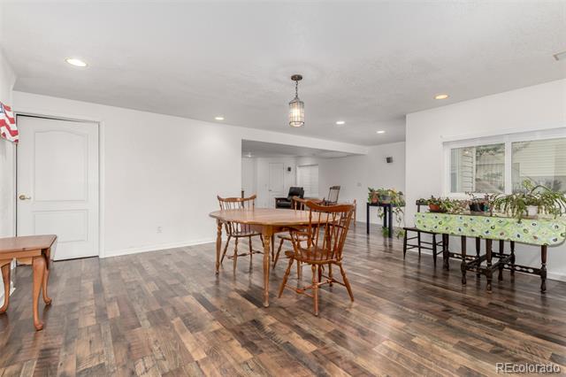 21132 Hawthorne Lane