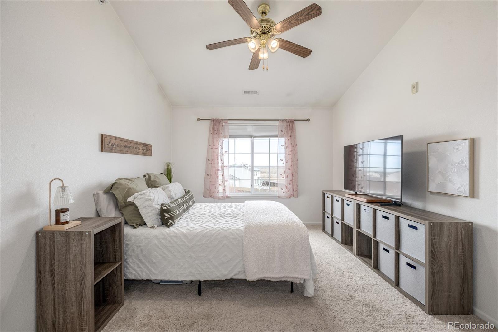 5255 Memphis Street Unit: 823