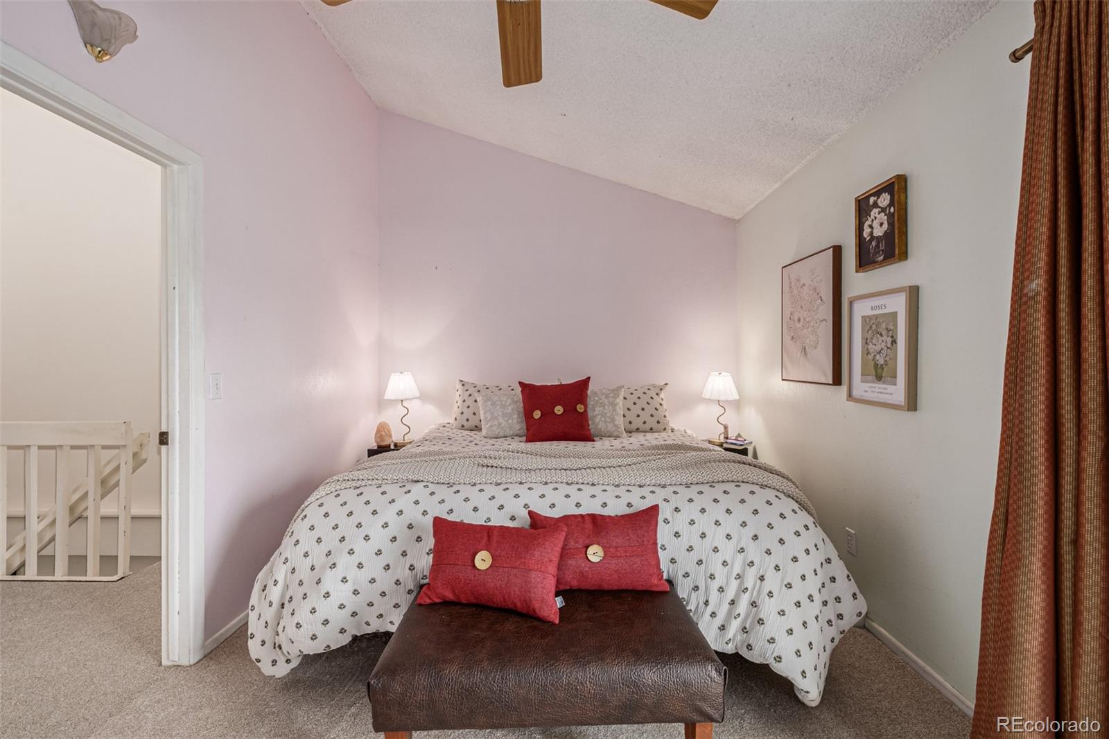 4233 E Maplewood Way