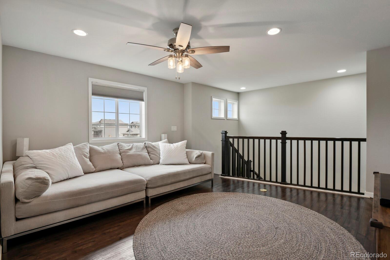 11008 Hayloft Street