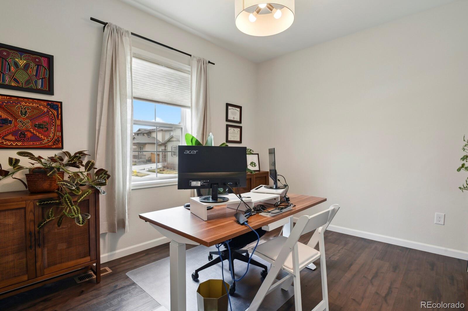 11008 Hayloft Street