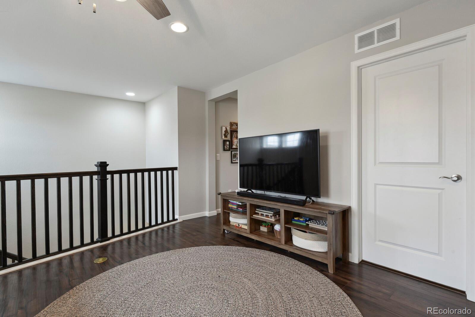 11008 Hayloft Street