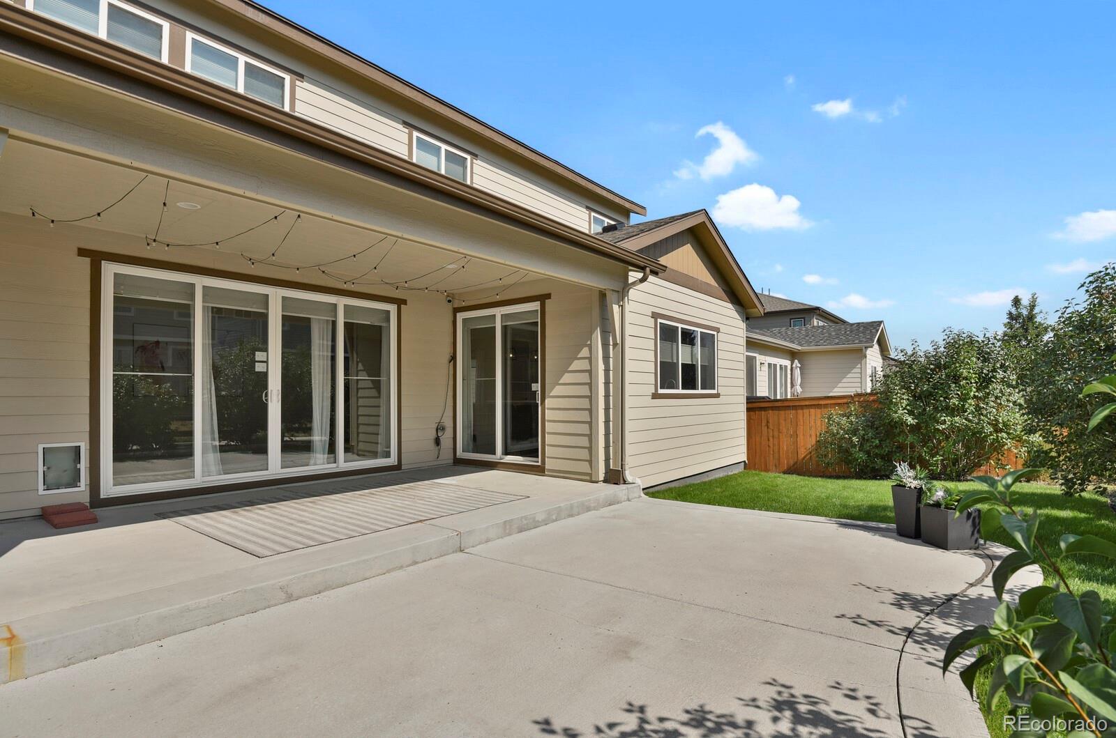 11008 Hayloft Street