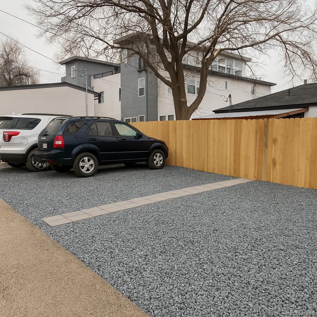 2910-2912 S Delaware Street