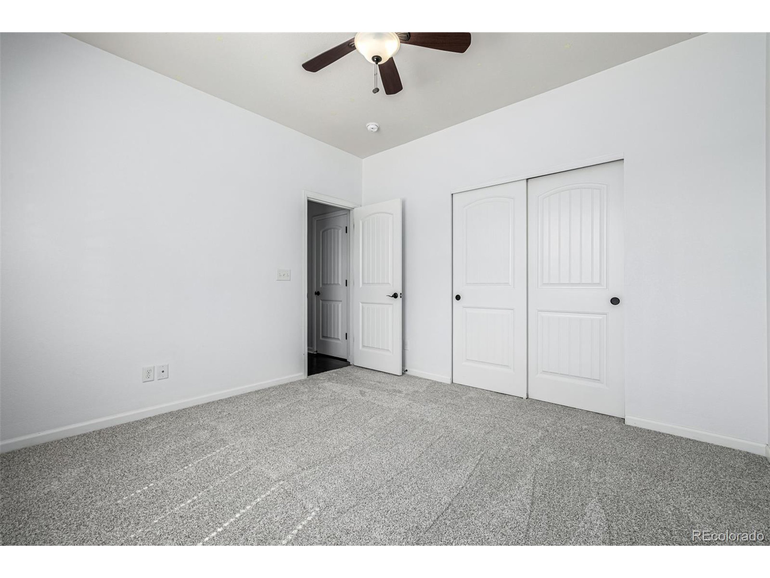 7814 Grady Cir