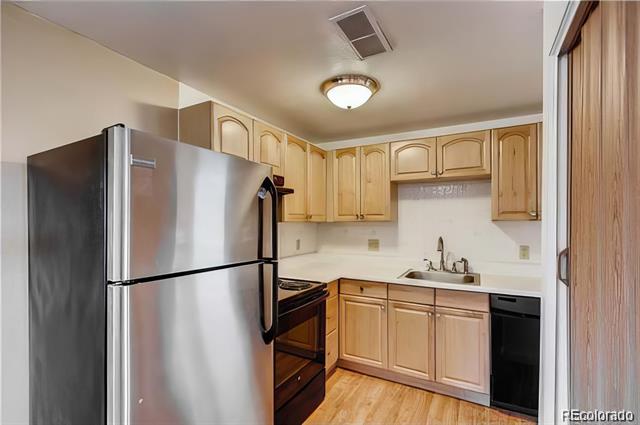 1723 Robb Street Unit: 54
