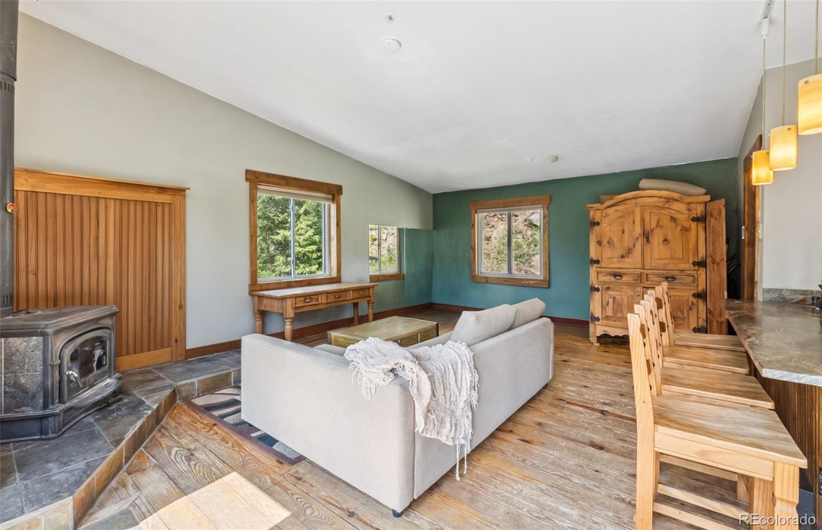 353 Bullion Mine Road