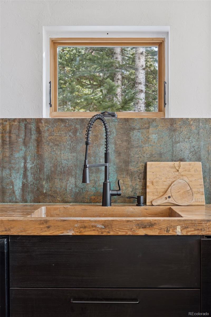 353 Bullion Mine Road