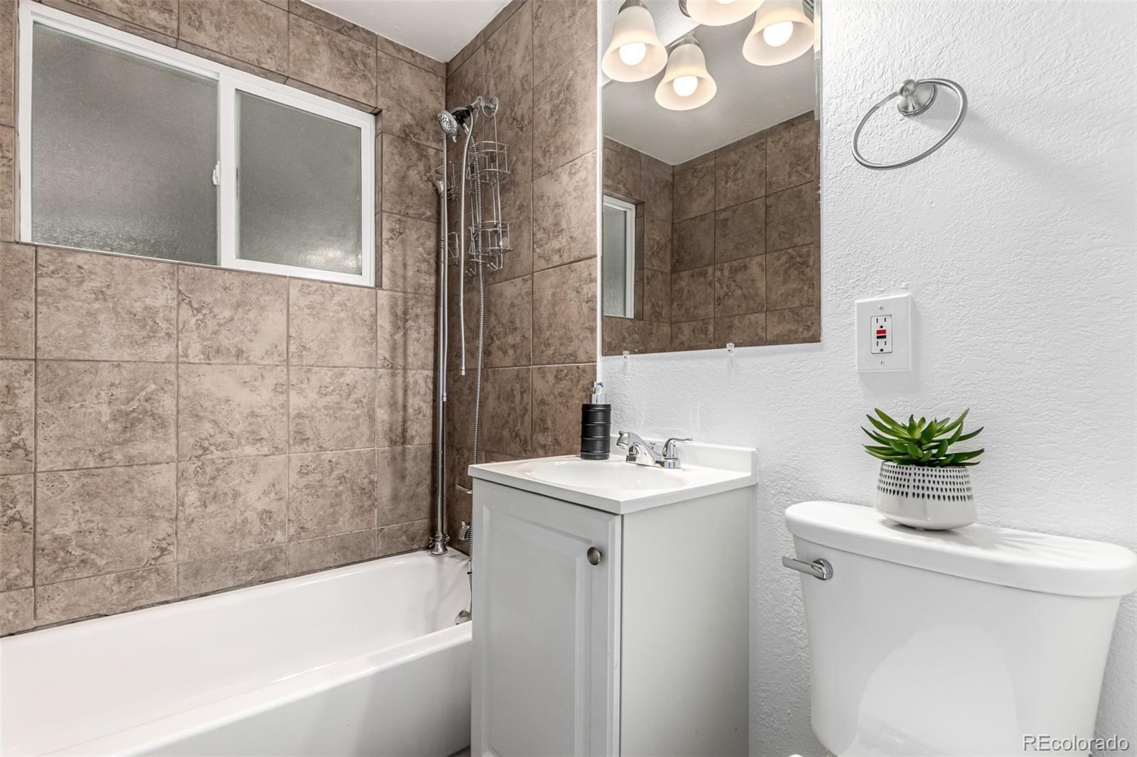 3110 W Bear Creek Drive