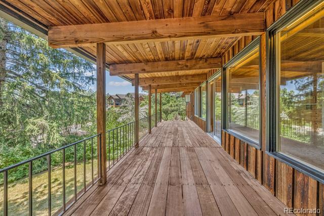 1 Lindenwood Drive