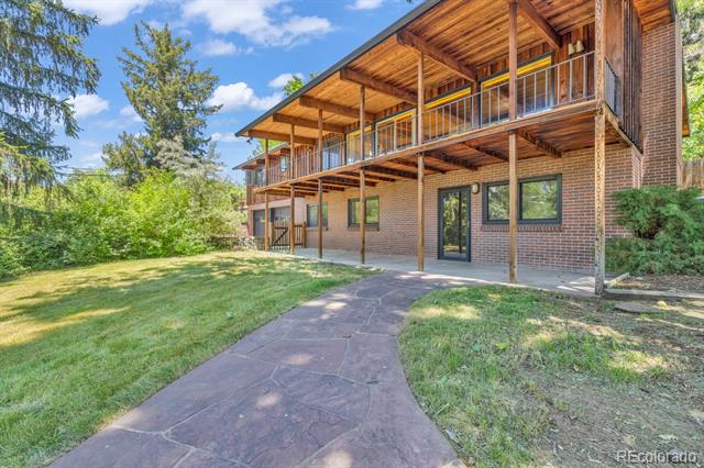 1 Lindenwood Drive