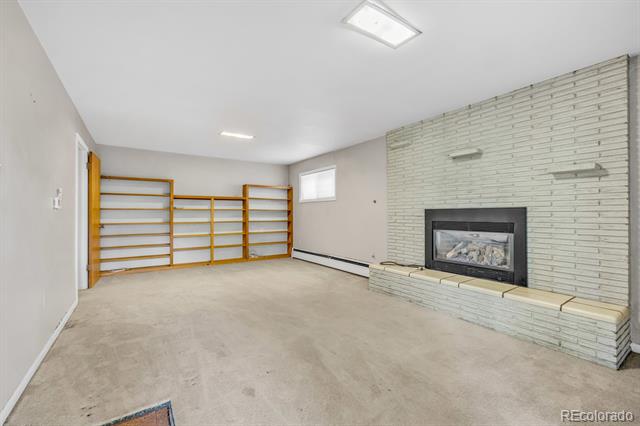 1 Lindenwood Drive