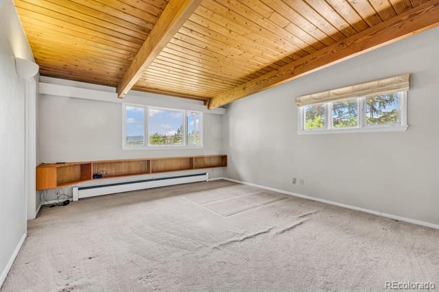 1 Lindenwood Drive