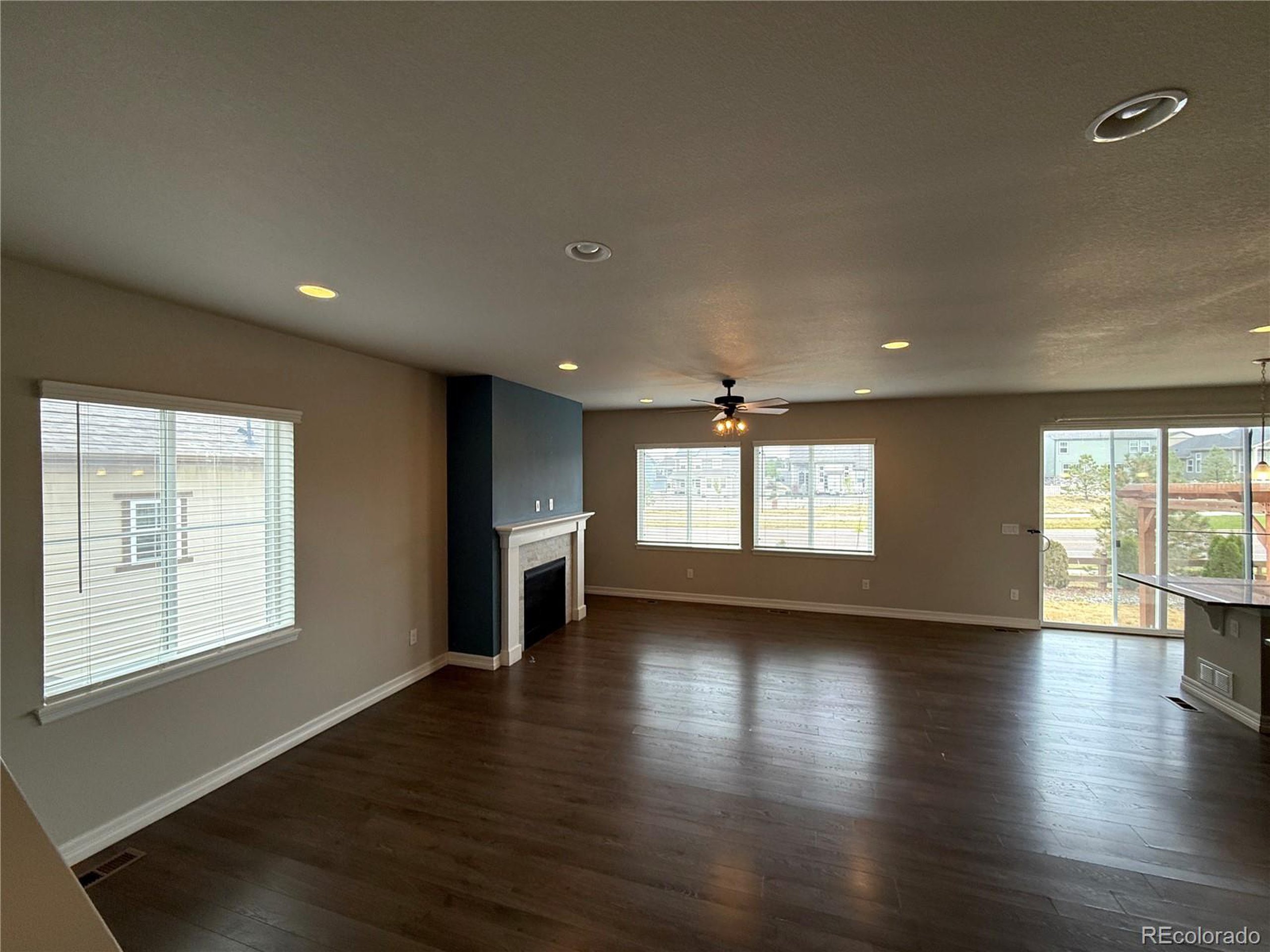 7324 S Scottsburg Way