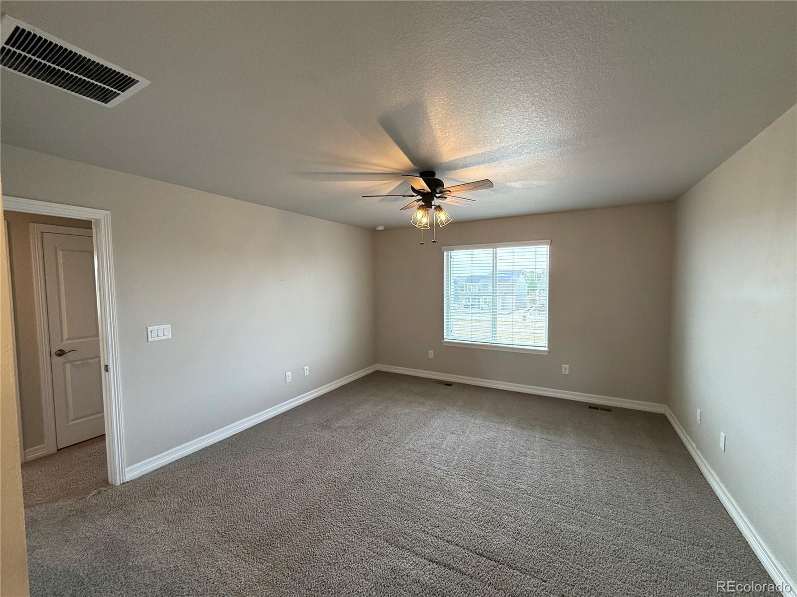 7324 S Scottsburg Way