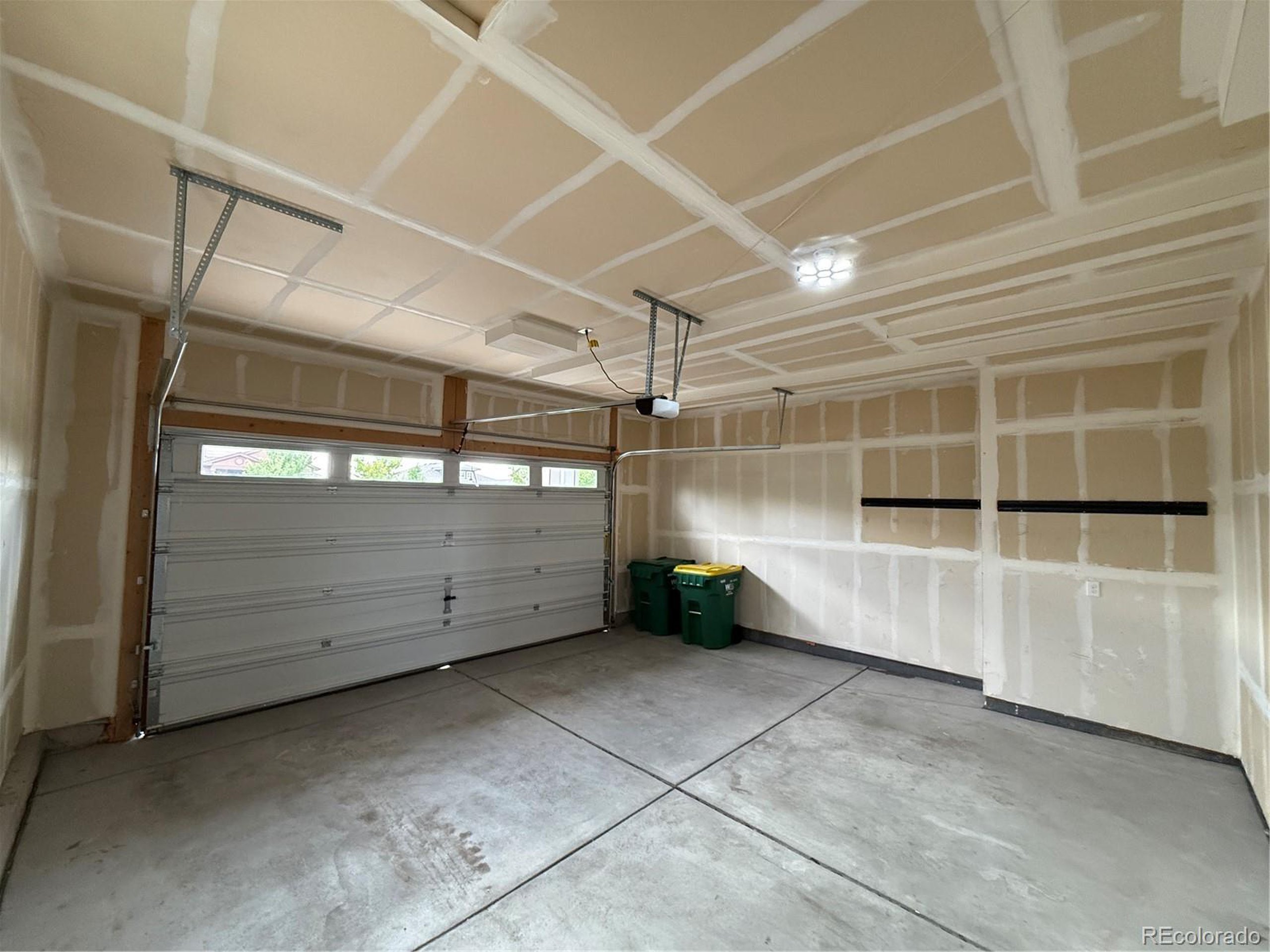 7324 S Scottsburg Way