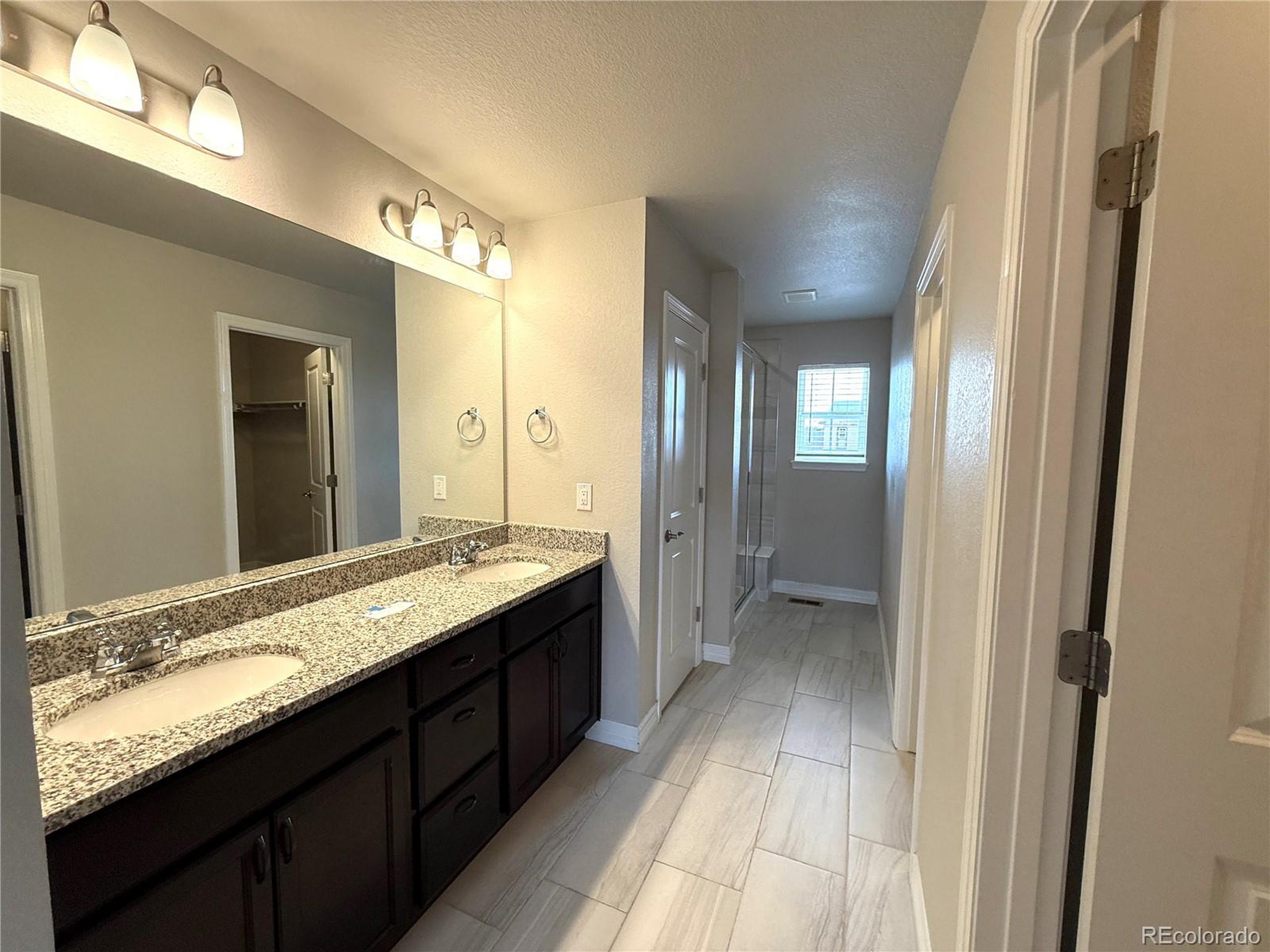 7324 S Scottsburg Way