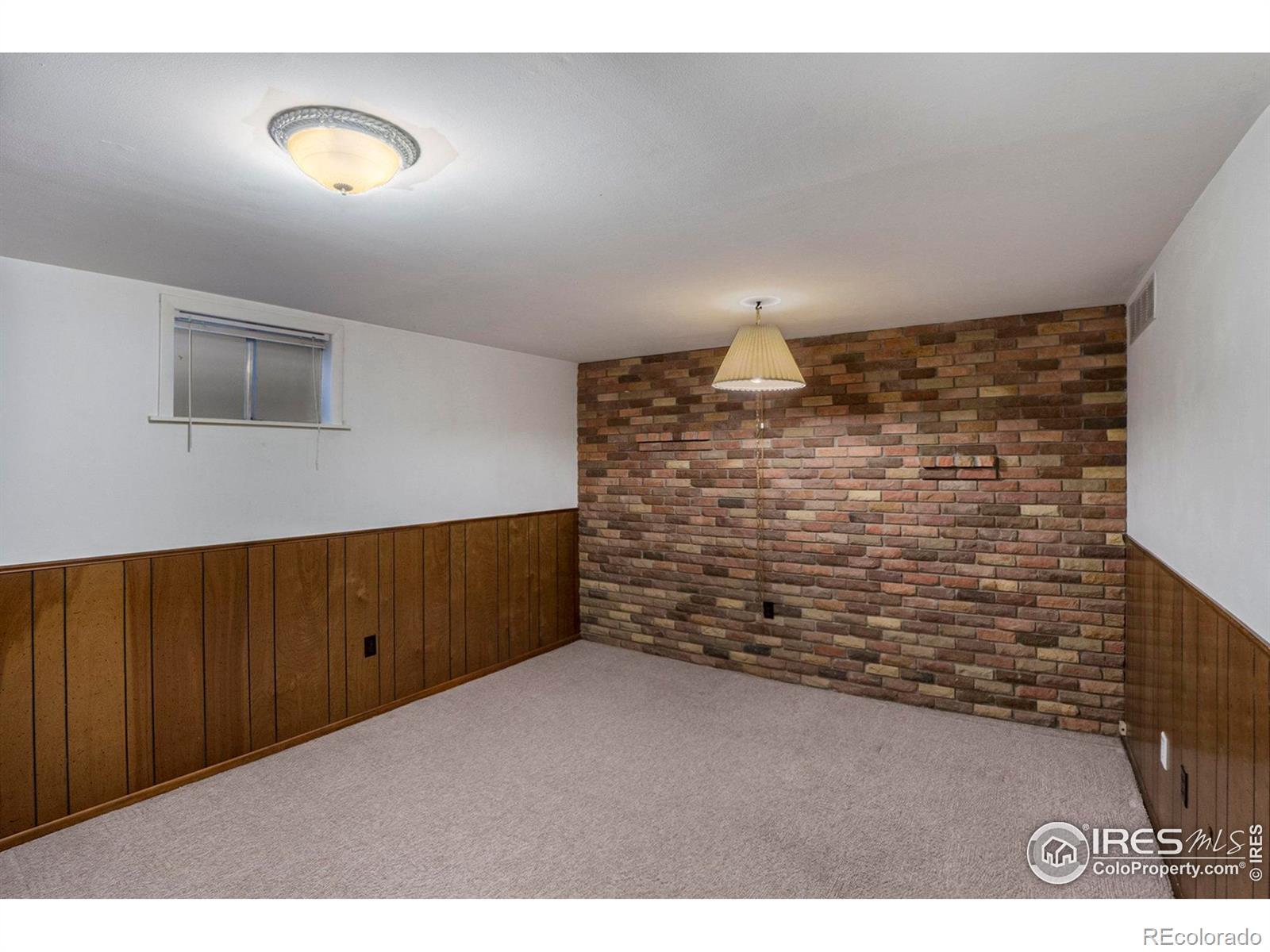 2420 Sheffield Circle E