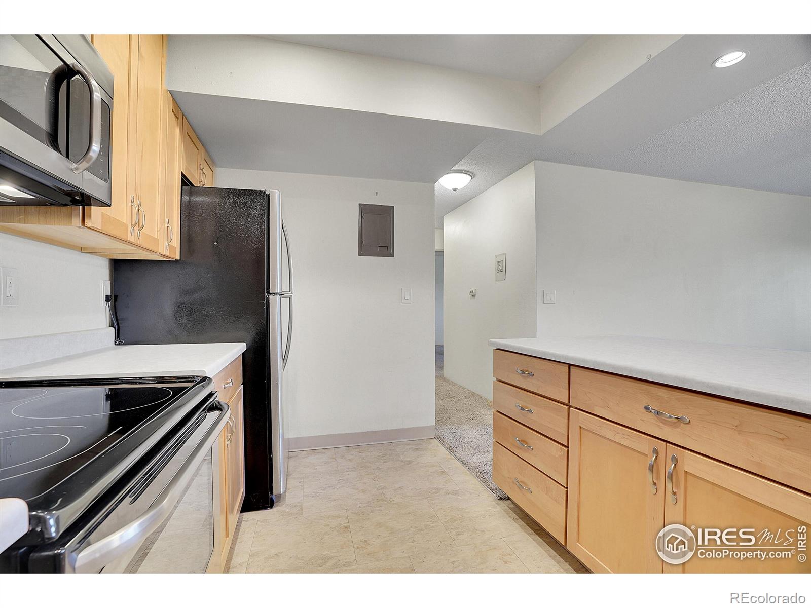 3150 Iris Avenue Unit: 303