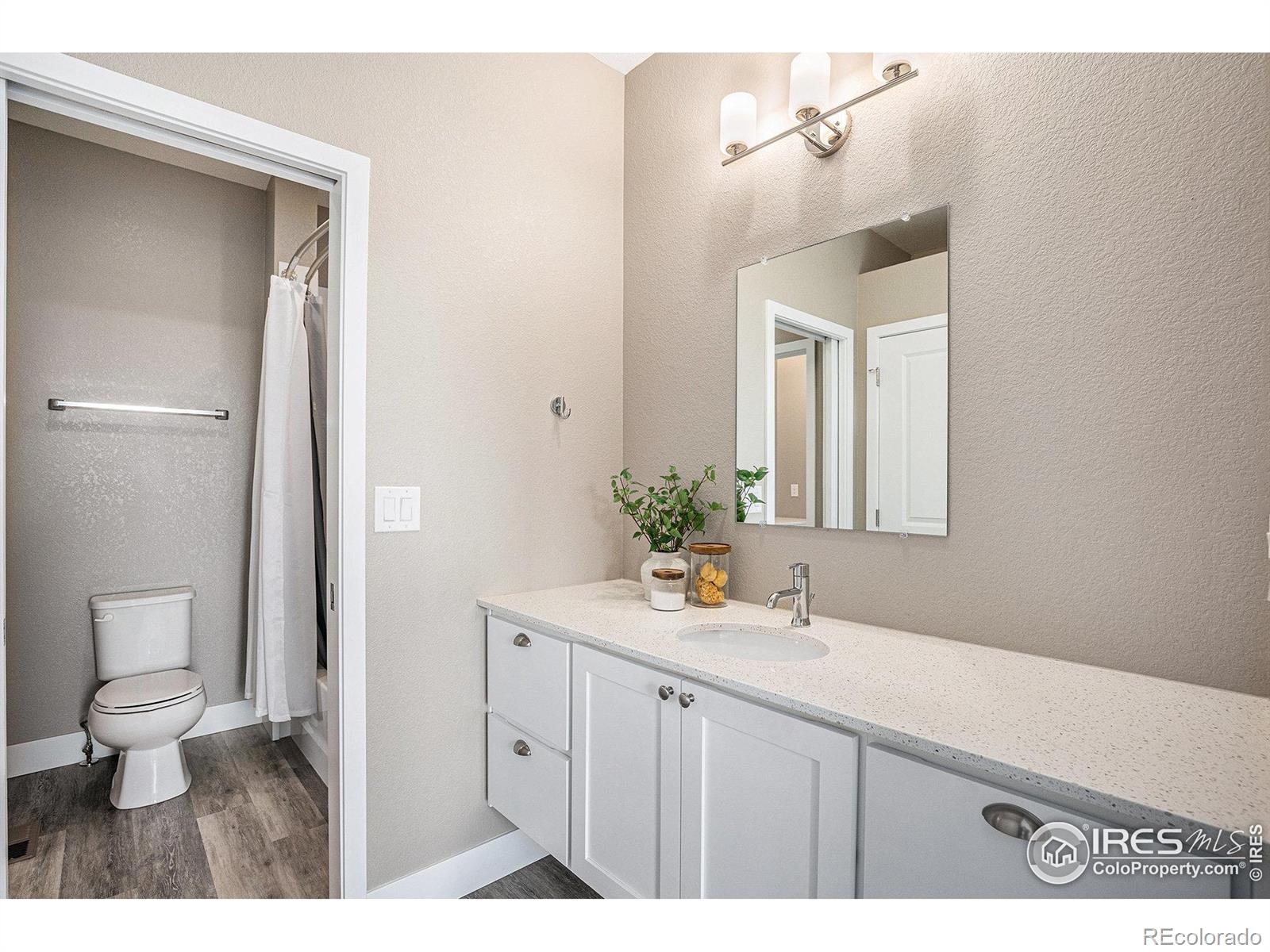 4565 Colorado River Drive