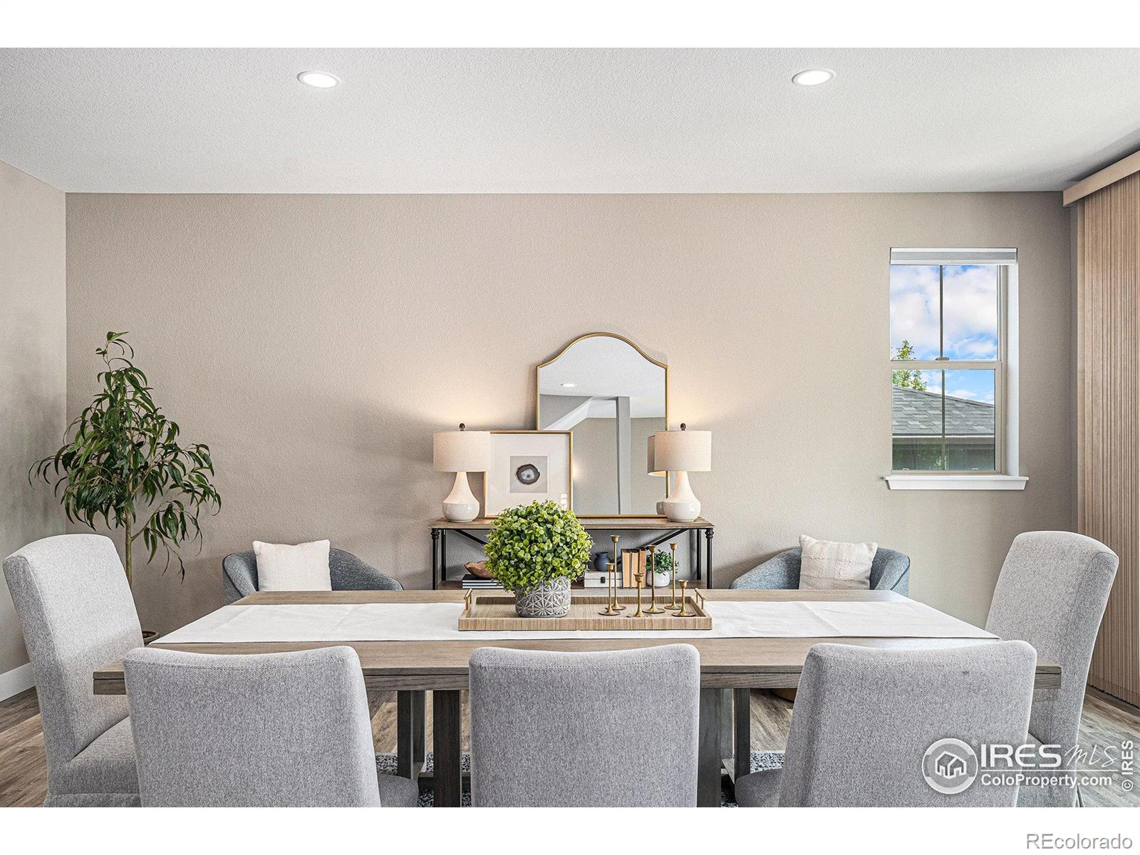 4565 Colorado River Drive