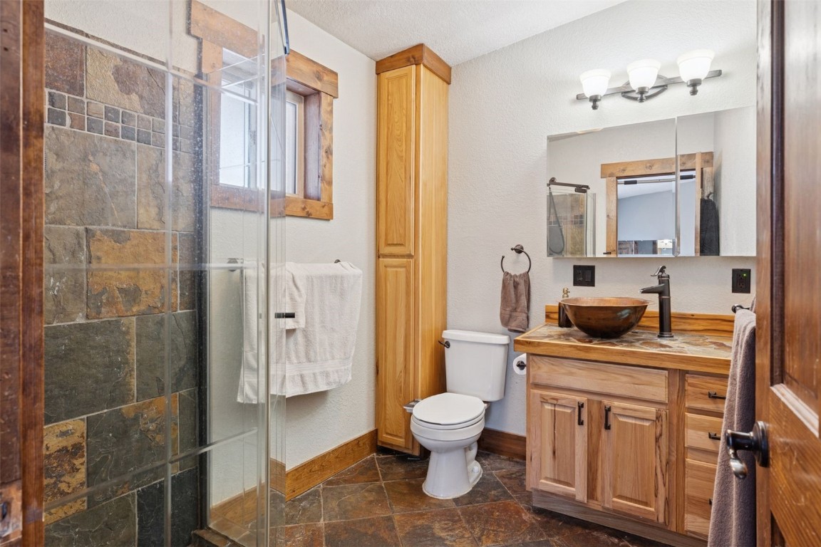 353 Bullion Mine ROAD