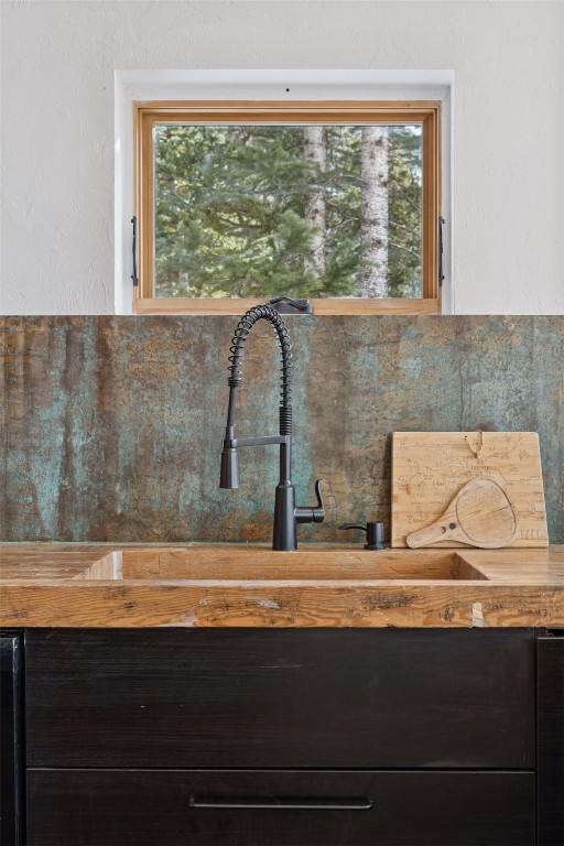 353 Bullion Mine ROAD