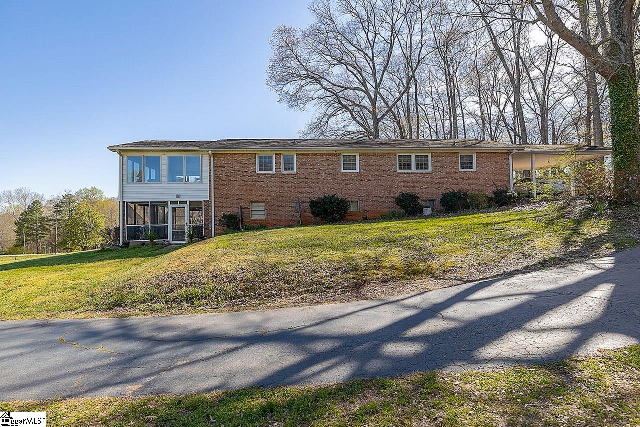 1104 Neely Ferry Road