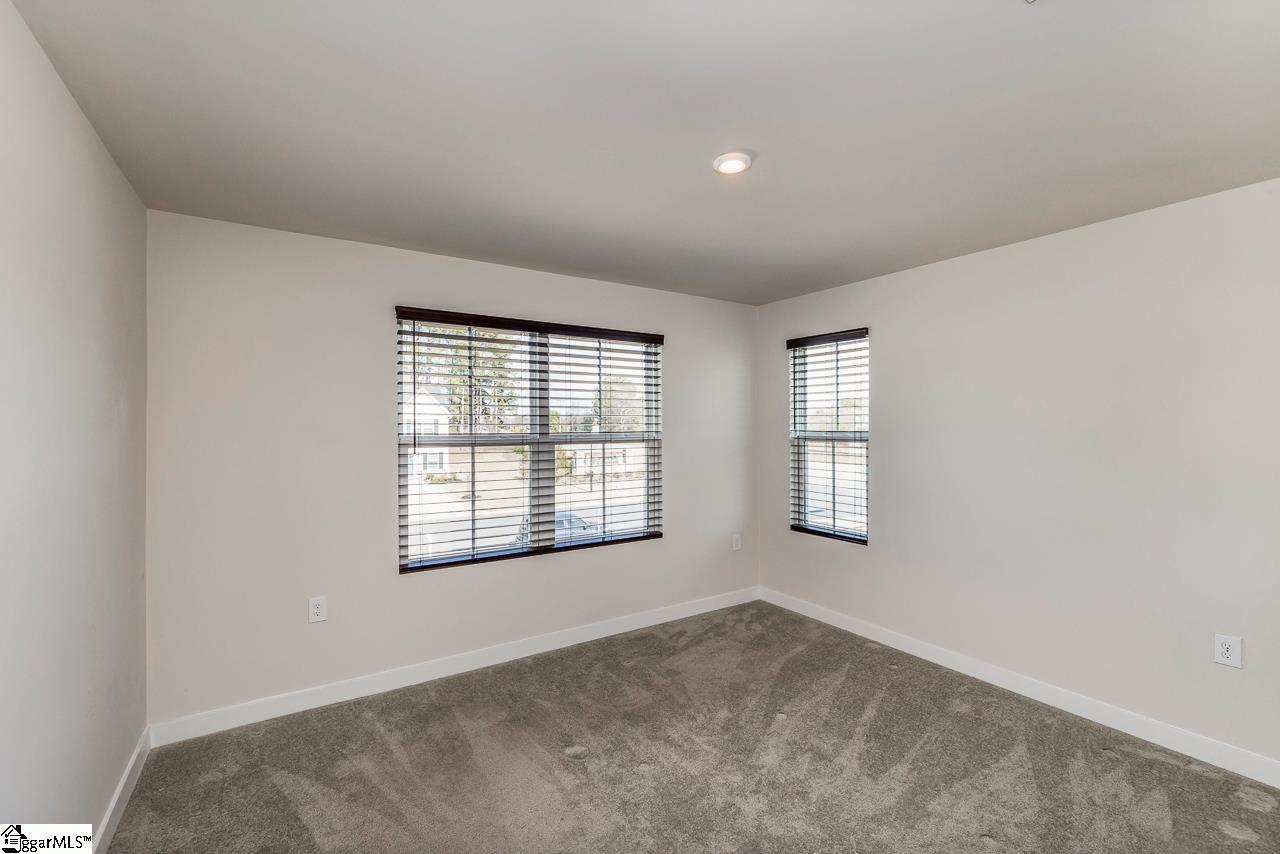 503 Roan Creek Trail