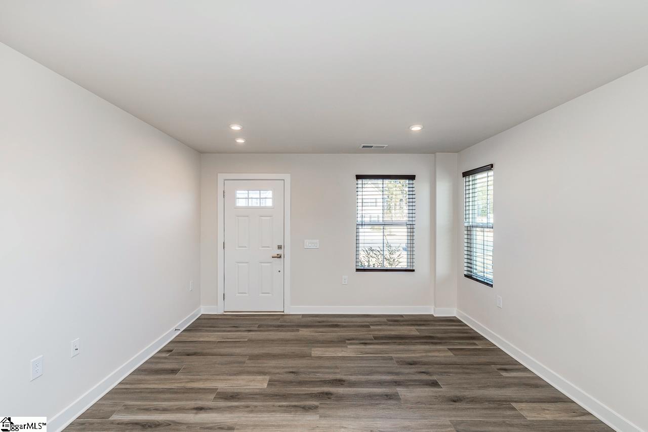 503 Roan Creek Trail