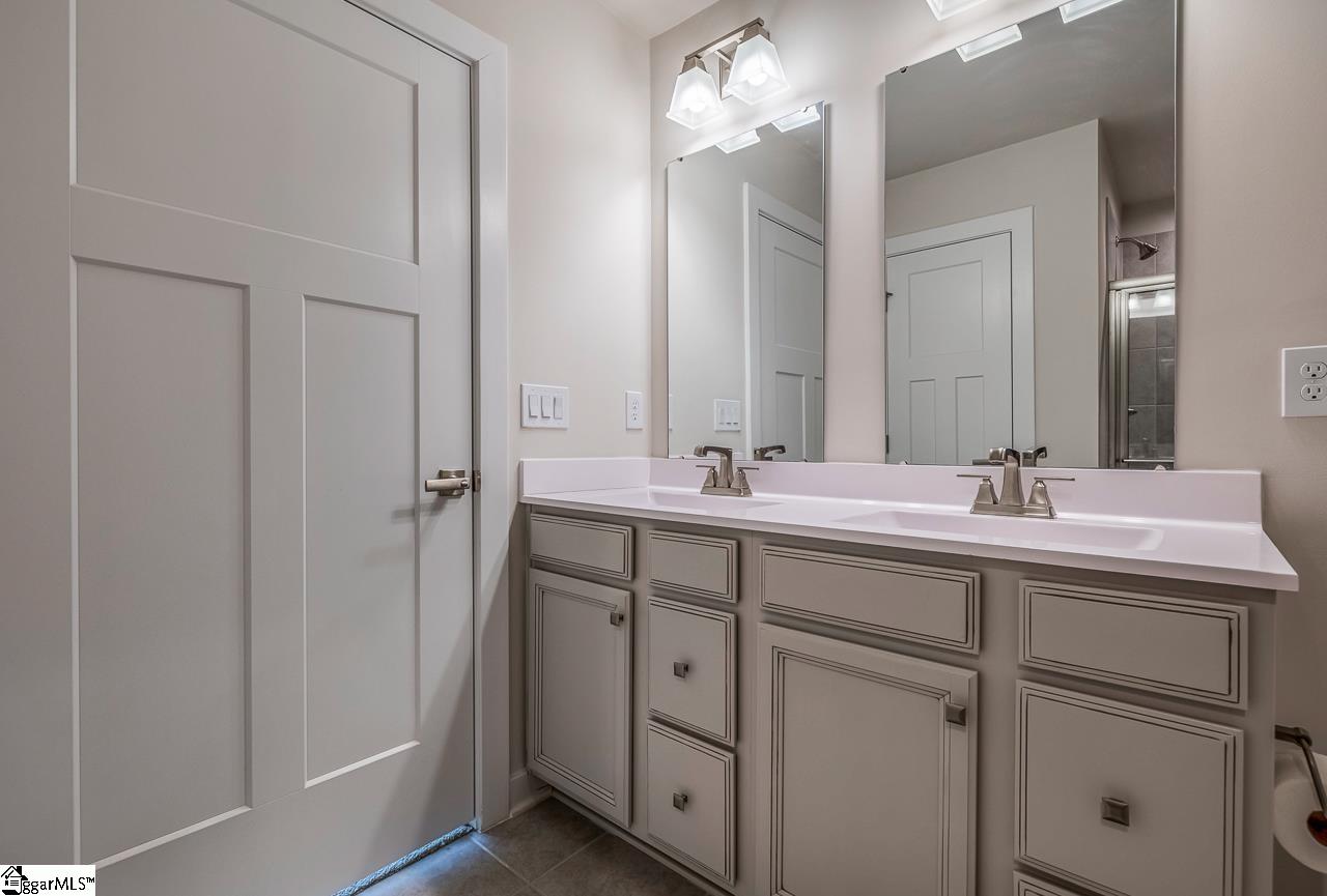 503 Roan Creek Trail
