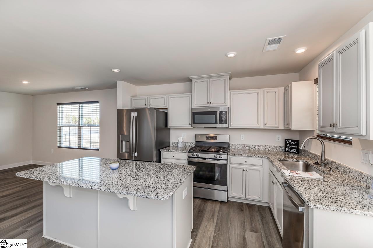 503 Roan Creek Trail