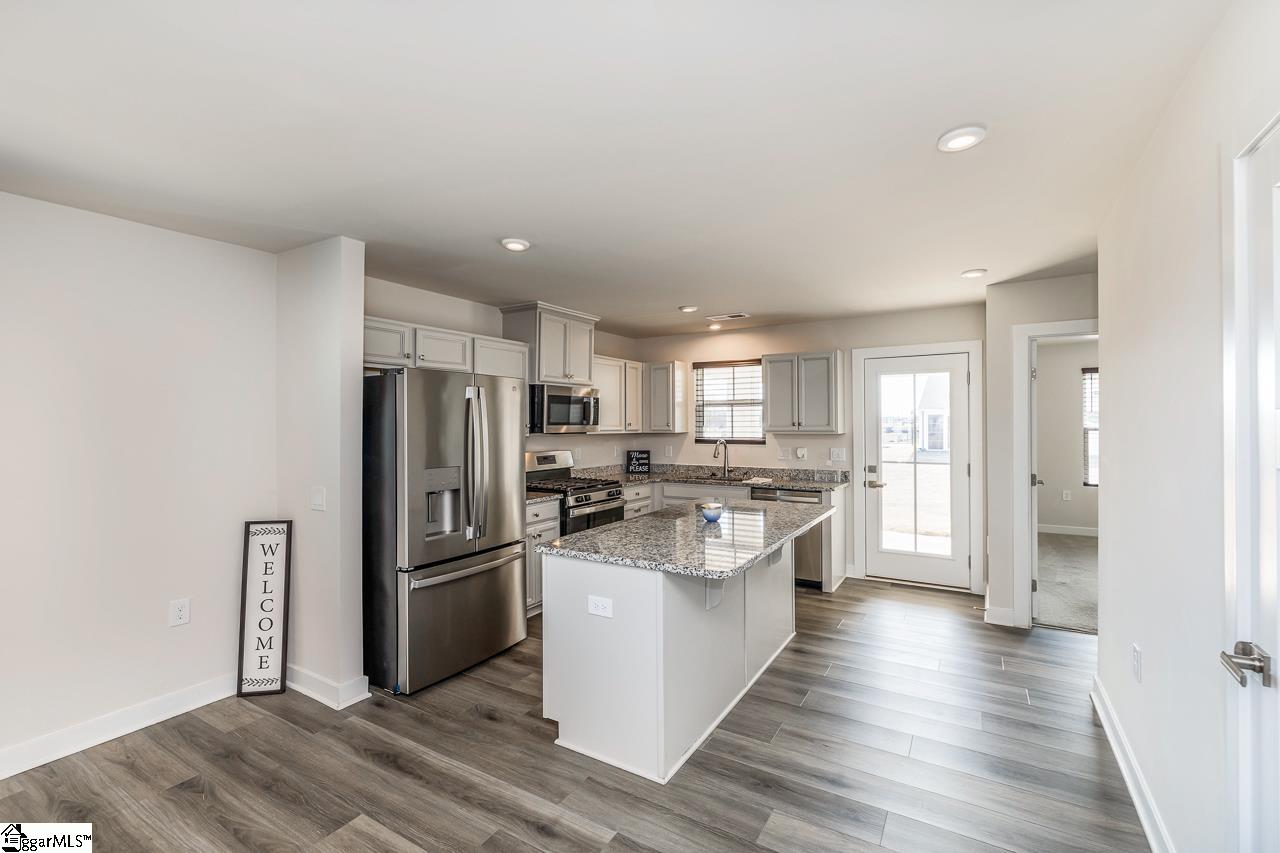 503 Roan Creek Trail