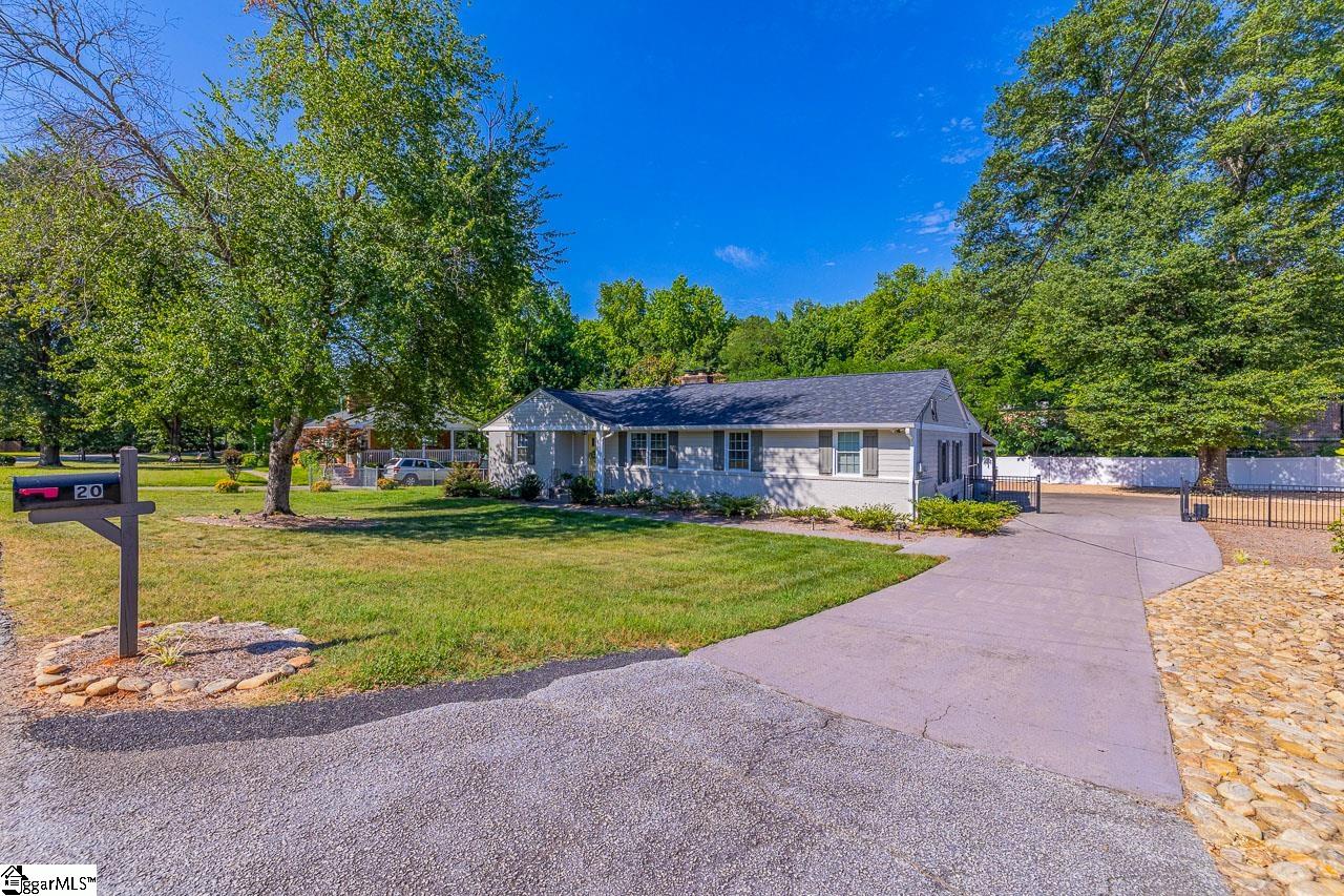 20 Lake Fairfield Drive