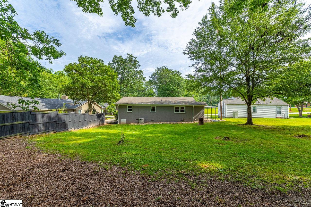 109 Edgewood Drive