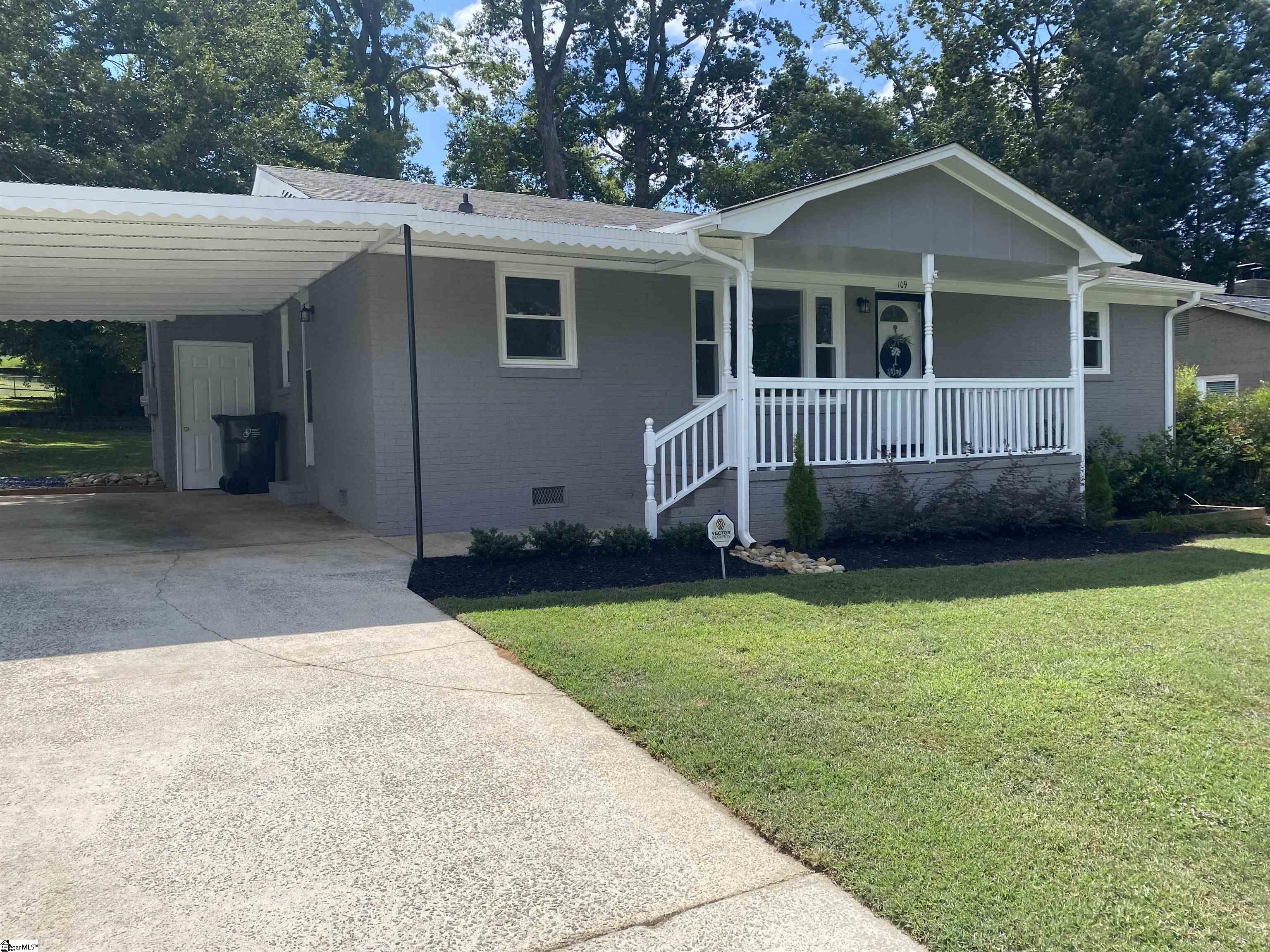 109 Edgewood Drive