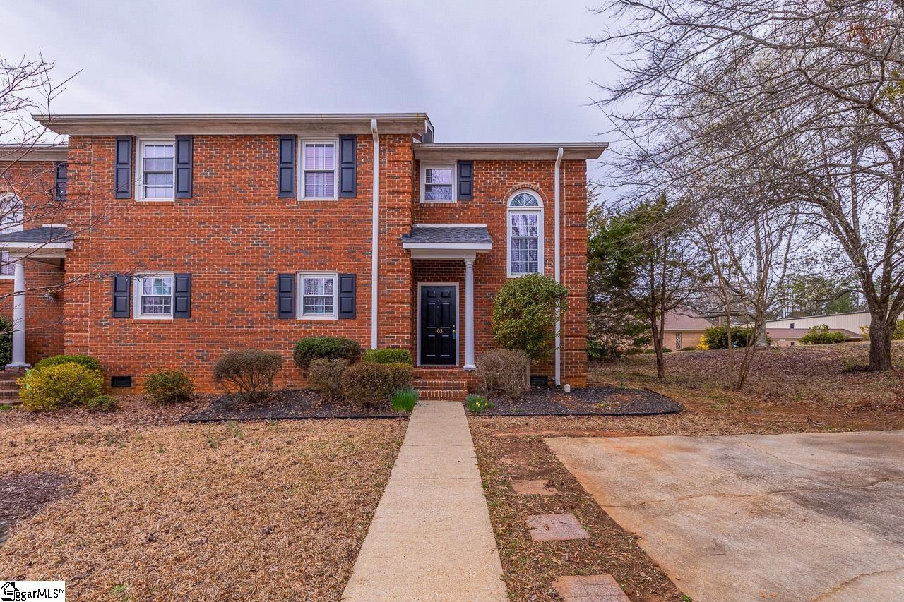103 Heritage Lake Forest Drive