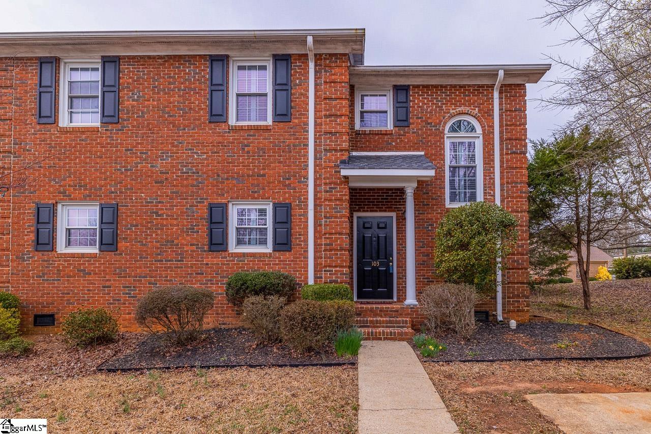 103 Heritage Lake Forest Drive