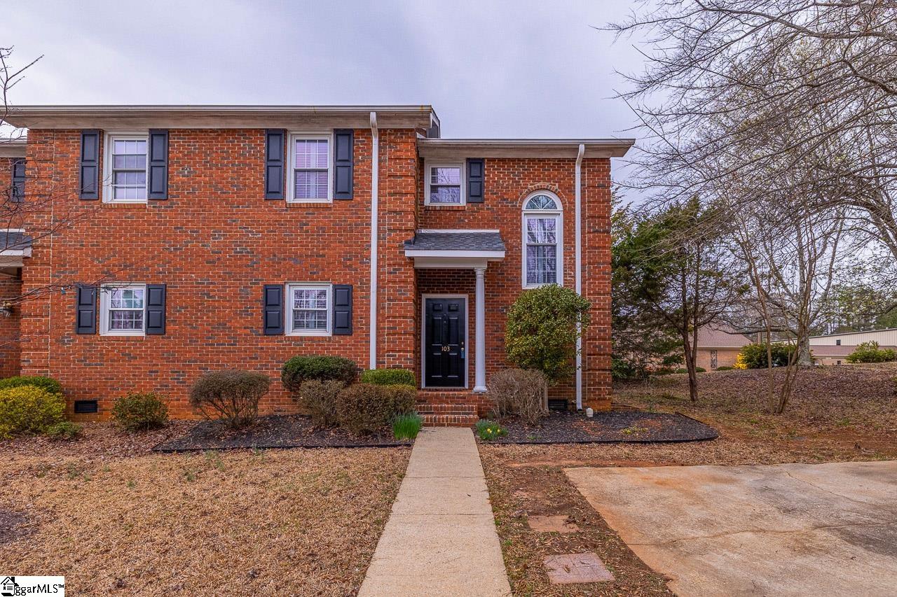 103 Heritage Lake Forest Drive