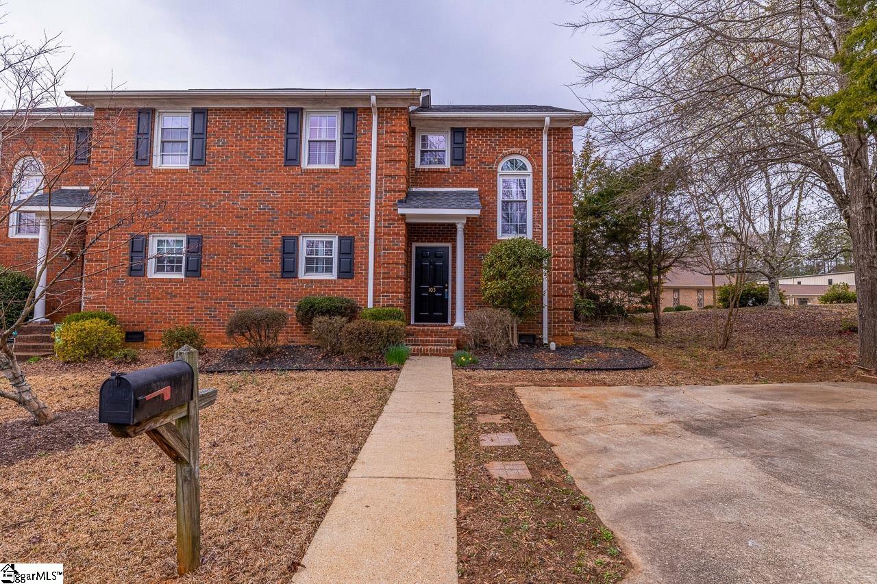 103 Heritage Lake Forest Drive