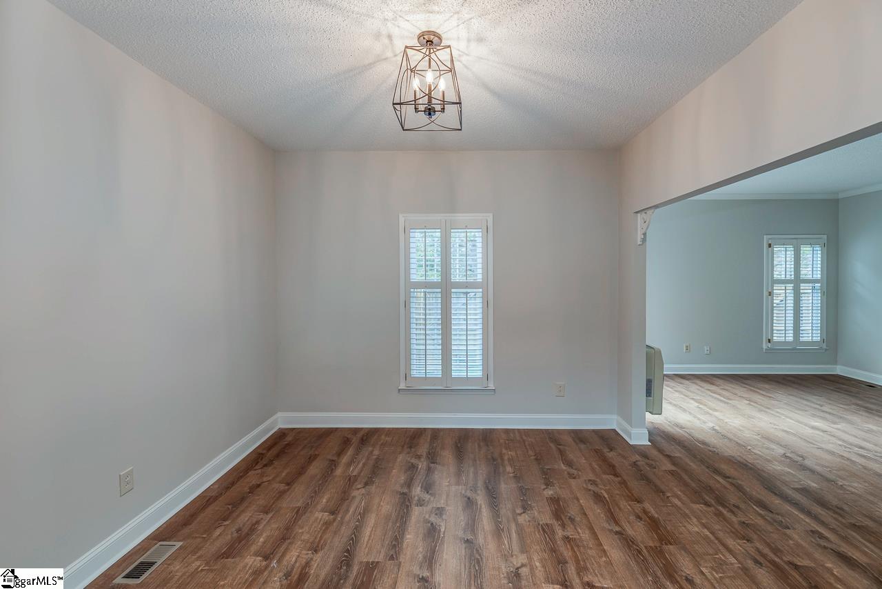 103 Heritage Lake Forest Drive