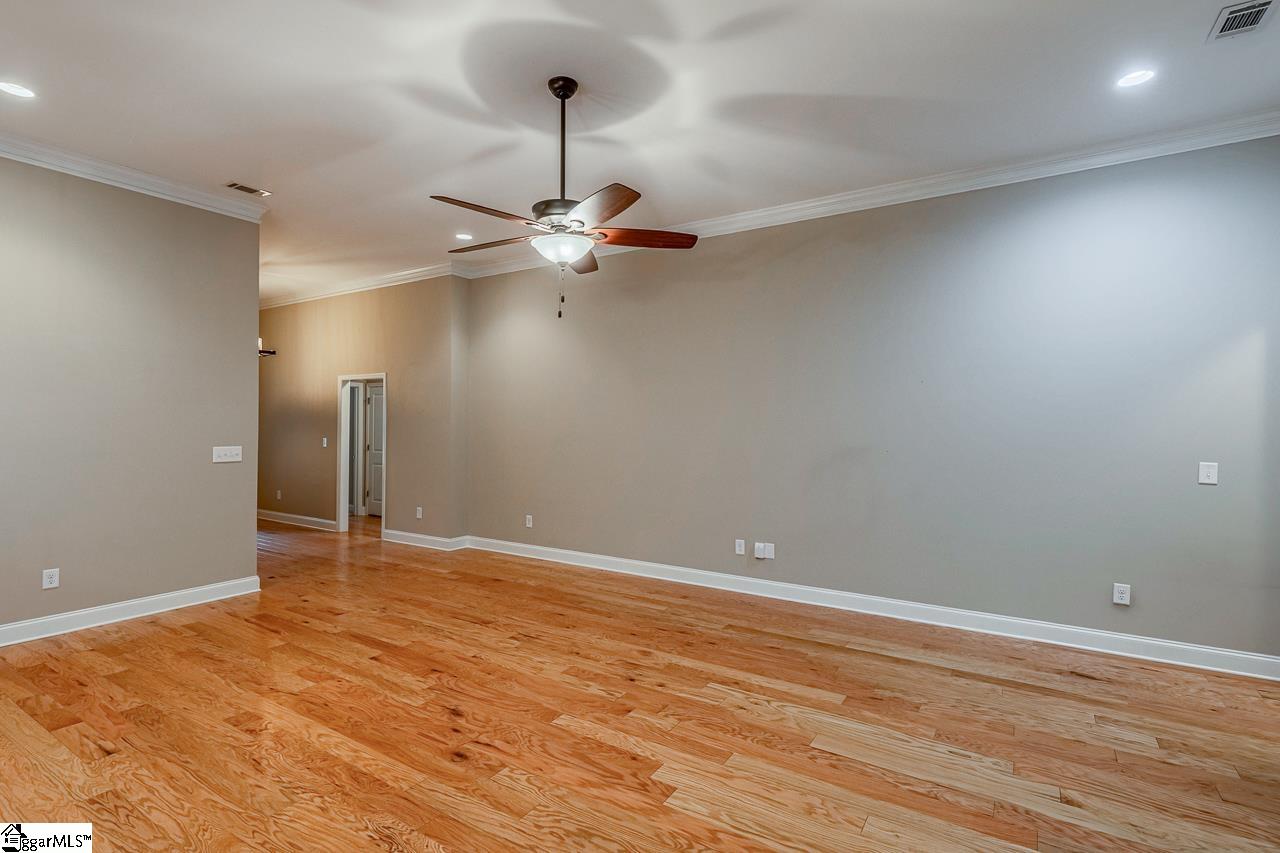 331 Pro Circle, McCormick