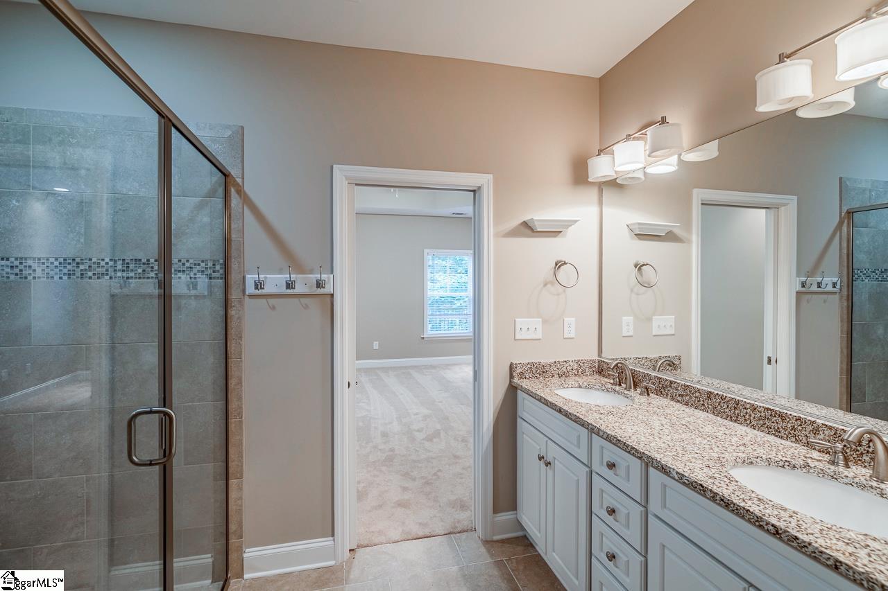 331 Pro Circle, McCormick