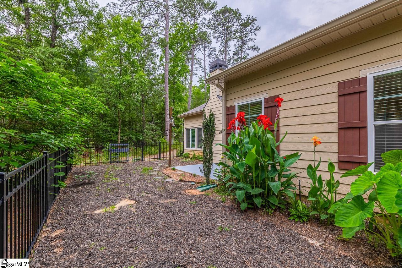 331 Pro Circle, McCormick