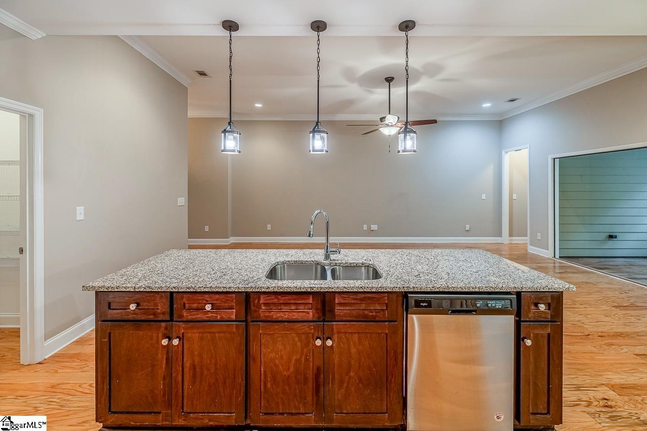 331 Pro Circle, McCormick