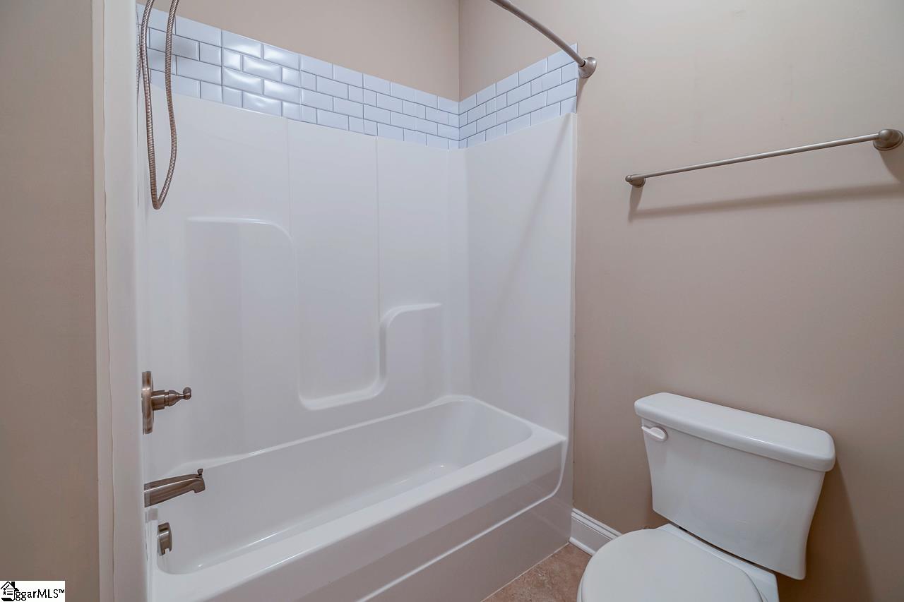 331 Pro Circle, McCormick