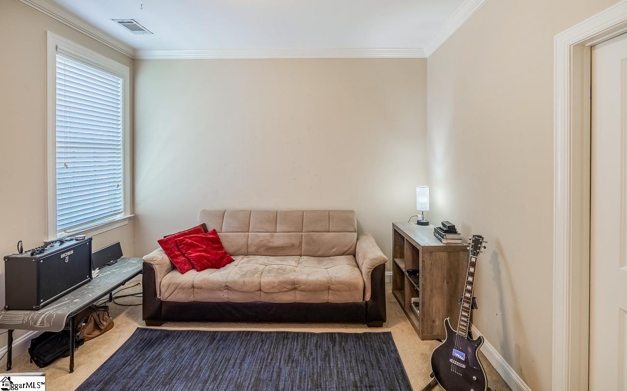 7 Briarhill Drive