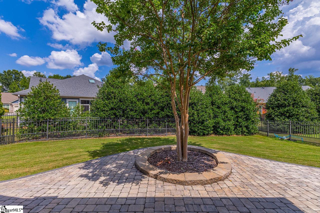 7 Briarhill Drive