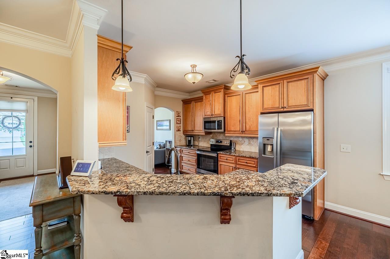 7 Briarhill Drive